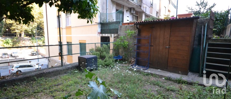 Appartamento 5 locali di 95 m² a Genova (16152)