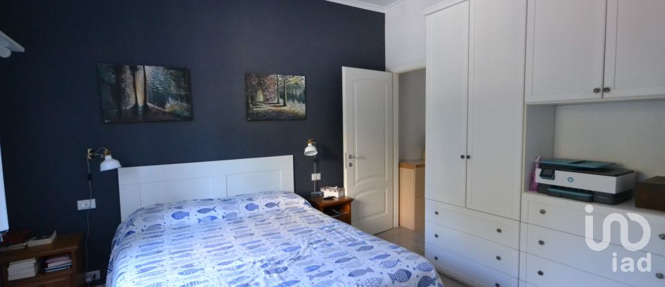 Apartment 5 rooms of 95 m² in Genova (16152)