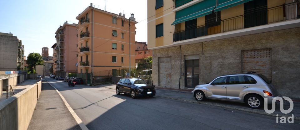 Appartamento 5 locali di 95 m² a Genova (16152)