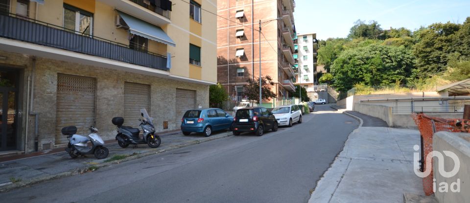 Appartamento 5 locali di 95 m² a Genova (16152)