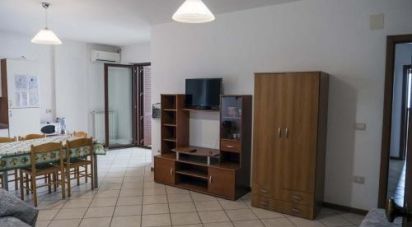 Apartment 5 rooms of 88 m² in Roseto degli Abruzzi (64026)