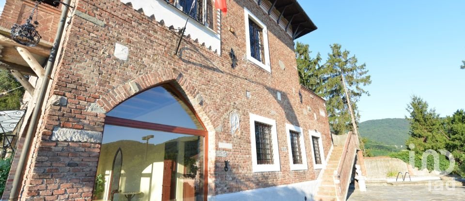 Town house 13 rooms of 200 m² in Mignanego (16018)