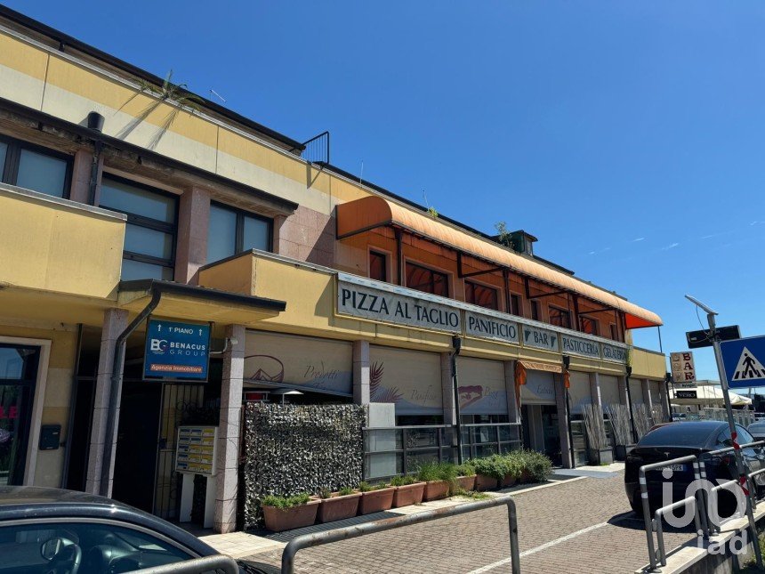 Shop / premises commercial of 11 m² in Sant'Ambrogio di Valpolicella (37060)