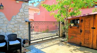 Villa 6 locali di 165 m² in Rosciano (65020)