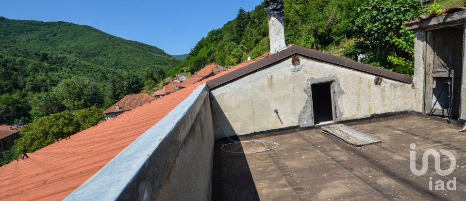 House 8 rooms of 160 m² in Murialdo (17013)