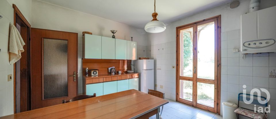 Casa 7 locali di 140 m² in Massa Fiscaglia (44025)