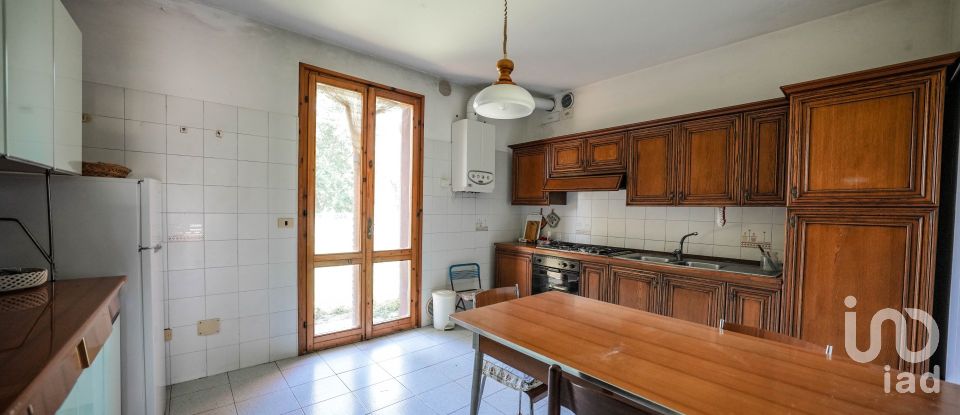 Casa 7 locali di 140 m² in Massa Fiscaglia (44025)