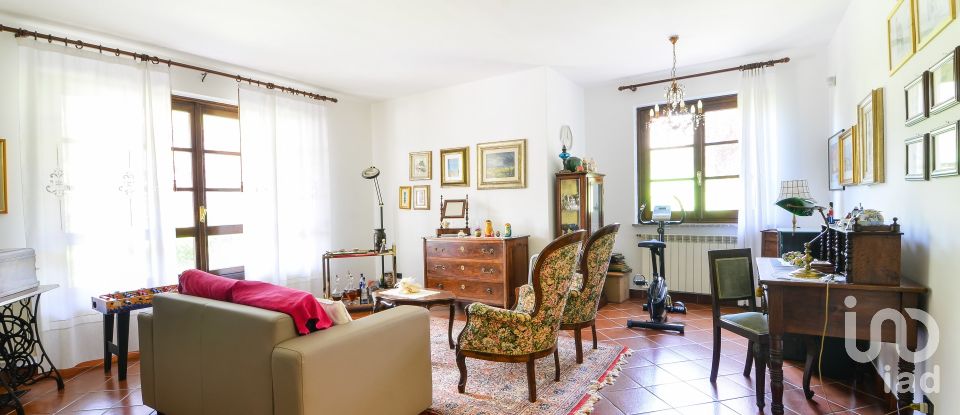 Casa indipendente 11 locali di 300 m² in Cengio (17056)