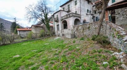 Casa di paese 11 locali di 235 m² in Murialdo (17013)