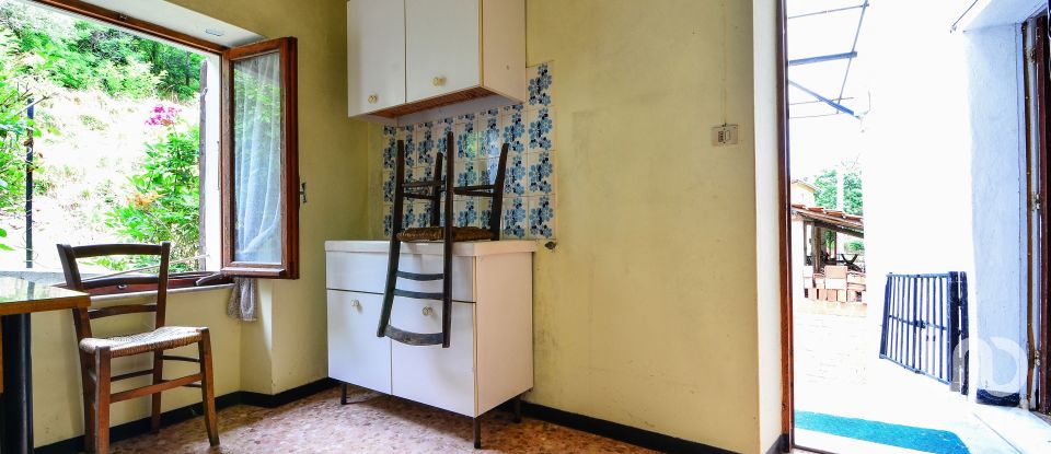 Casa indipendente 9 locali di 230 m² in Millesimo (17017)