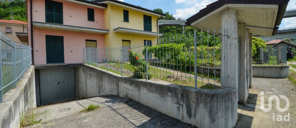 Villa Bifamiliare 10 locali di 200 m² in Millesimo (17017)