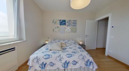 Three-room apartment of 85 m² in Sori (16030)