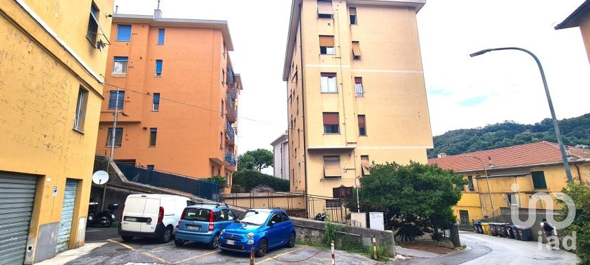 Appartamento 5 locali di 80 m² a Genova (16162)