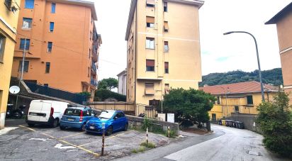 Appartamento 5 locali di 80 m² a Genova (16162)