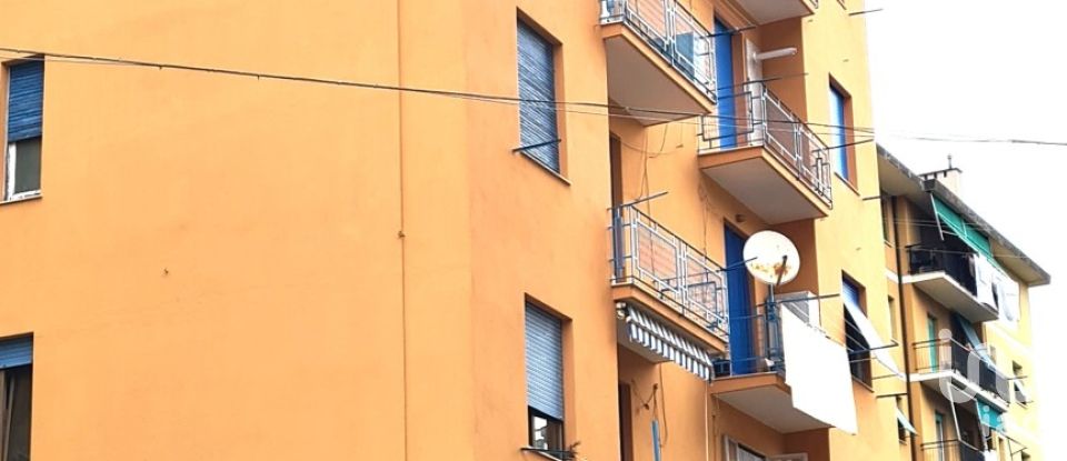 Appartamento 5 locali di 80 m² a Genova (16162)