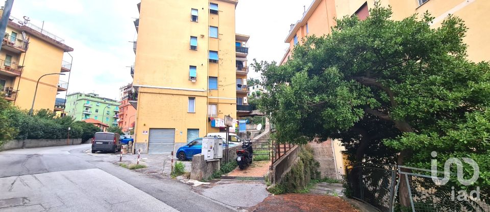 Appartamento 5 locali di 80 m² a Genova (16162)