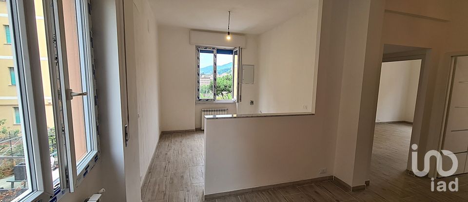 Appartamento 5 locali di 80 m² a Genova (16162)