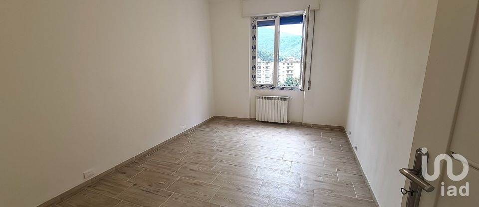 Appartamento 5 locali di 80 m² a Genova (16162)