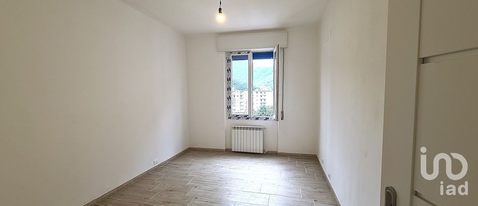 Appartamento 5 locali di 80 m² a Genova (16162)