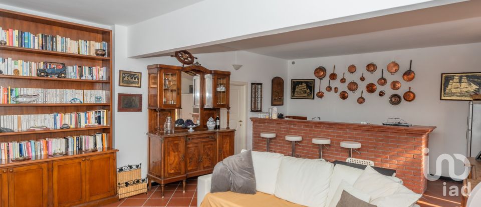 Casa indipendente 10 locali di 336 m² in Noli (17026)