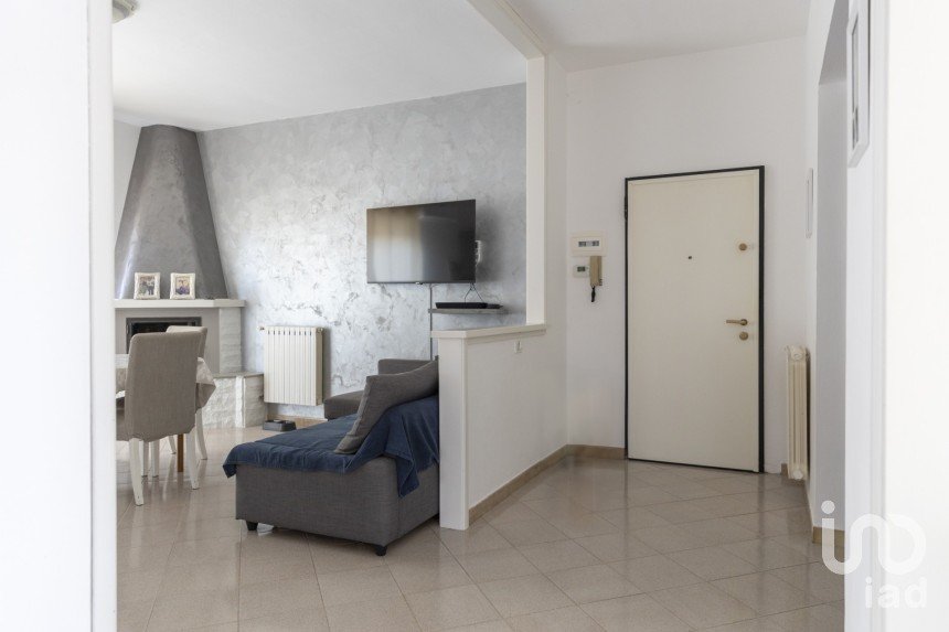 Appartamento 5 locali di 155 m² a Castelfidardo (60022)