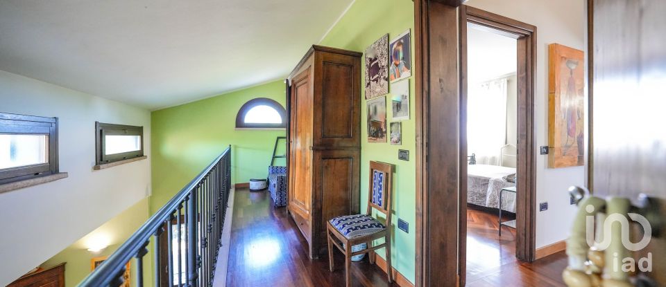 Casa indipendente 8 locali di 360 m² in Codigoro (44021)