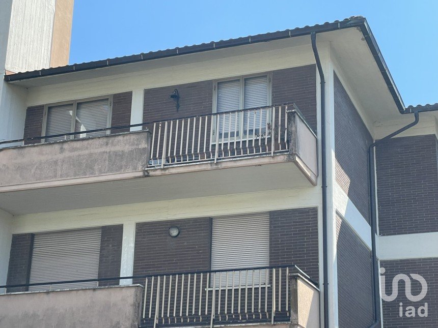 Quadrilocale di 119 m² a Prato (59100)