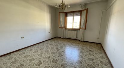 Four-room apartment of 119 m² in Prato (59100)