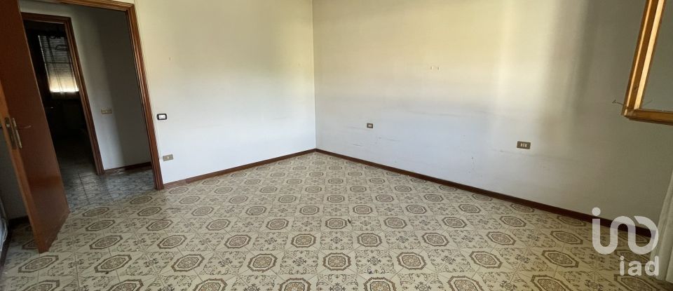 Quadrilocale di 119 m² a Prato (59100)