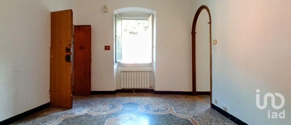 Four-room apartment of 72 m² in Genova (16162)