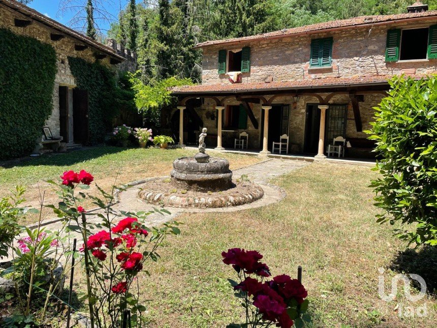 Country house 6 rooms of 351 m² in San Godenzo (50060)