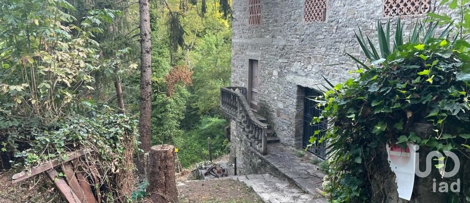 Rustico 6 locali di 351 m² in San Godenzo (50060)