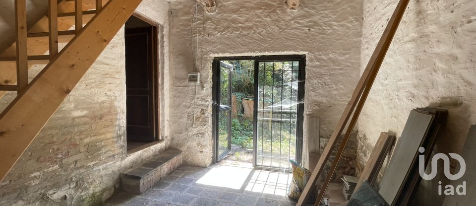 Rustico 6 locali di 351 m² in San Godenzo (50060)