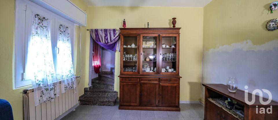 Mansion 6 rooms of 80 m² in Jolanda di Savoia (44037)