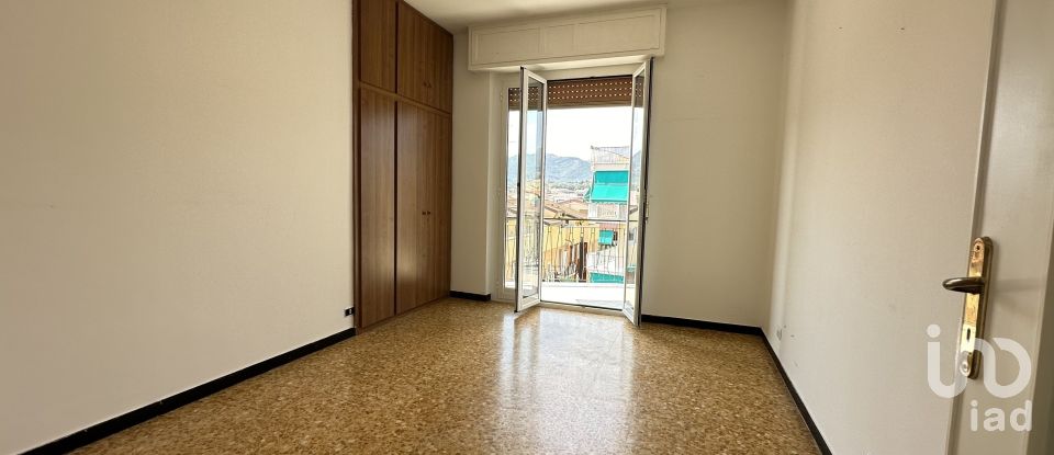 Three-room apartment of 70 m² in Loano (17025)