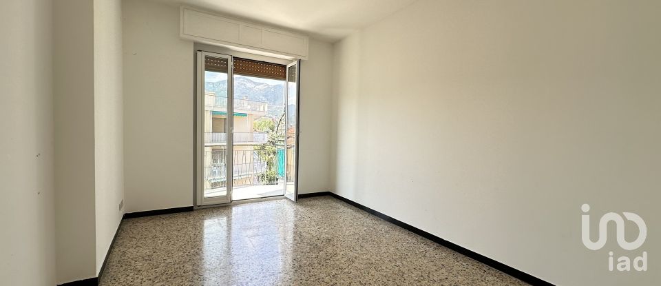 Three-room apartment of 70 m² in Loano (17025)