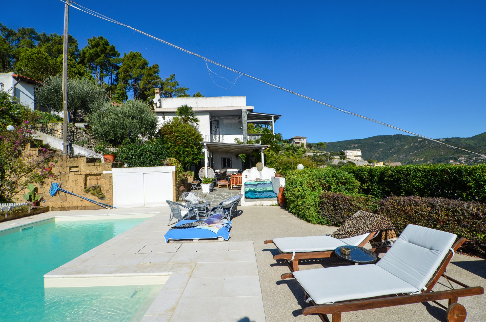 Villa 9 Noli 300.00 104617