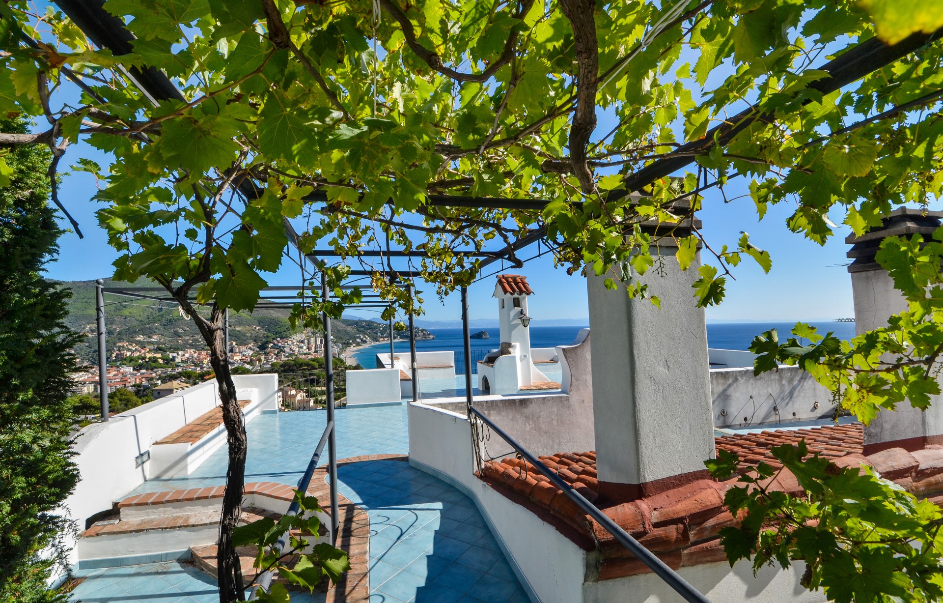 Villa 9 Noli 300.00 104617