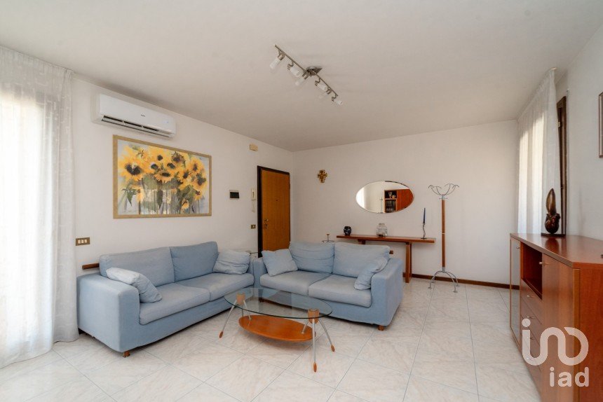 Four-room apartment of 134 m² in Villafranca Padovana (35010)