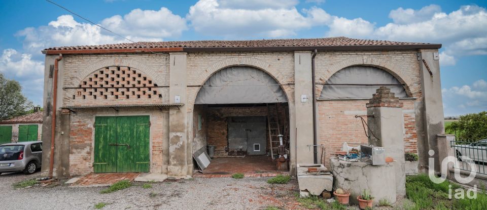 Casa 8 locali di 300 m² in Ostellato (44020)