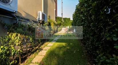 Villa a schiera 3 locali di 170 m² in Fino Mornasco (22073)