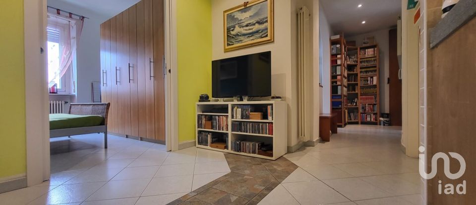 Trilocale di 76 m² a Torino (10141)