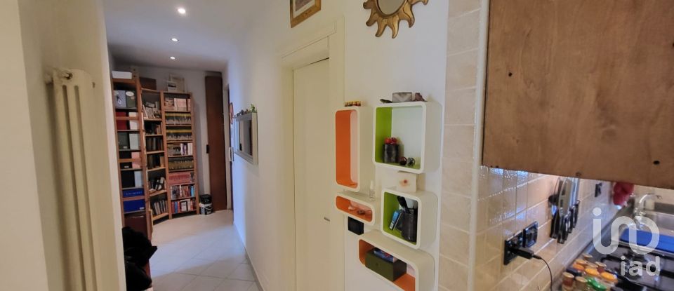 Three-room apartment of 76 m² in Torino (10141)