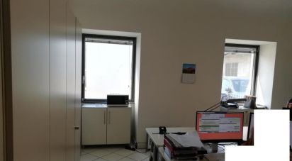 Offices of 160 m² in Pinerolo (10064)