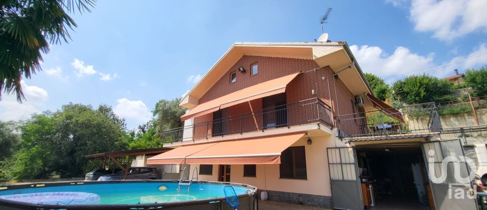 Villa 6 locali di 300 m² in San Damiano d'Asti (14015)