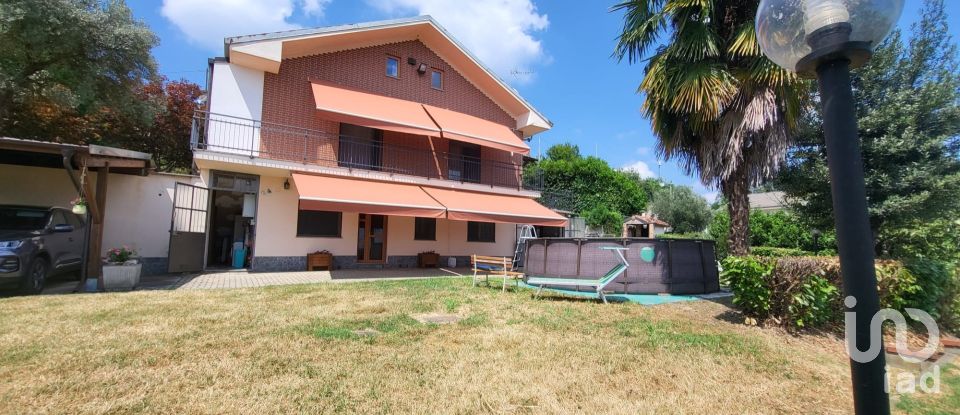 Villa 6 locali di 300 m² in San Damiano d'Asti (14015)