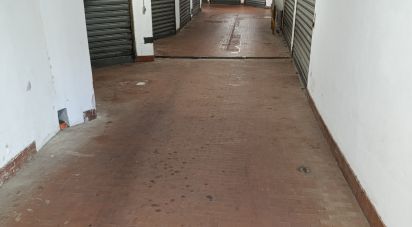 Posto auto/Box di 14 m² in Genova (16145)