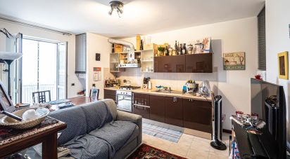 Two-room apartment of 56 m² in Genova (16148)