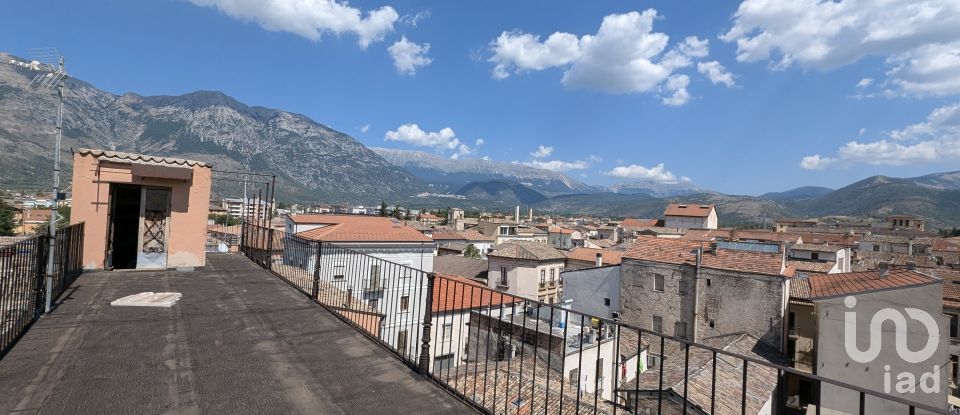 Attico / Mansarda / Loft 5 locali di 104 m² a Sulmona (67039)