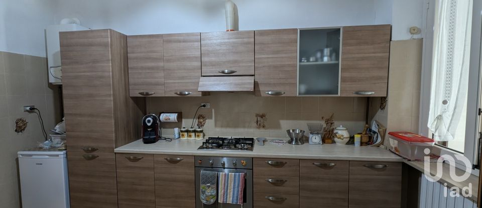 Attico / Mansarda / Loft 5 locali di 104 m² a Sulmona (67039)